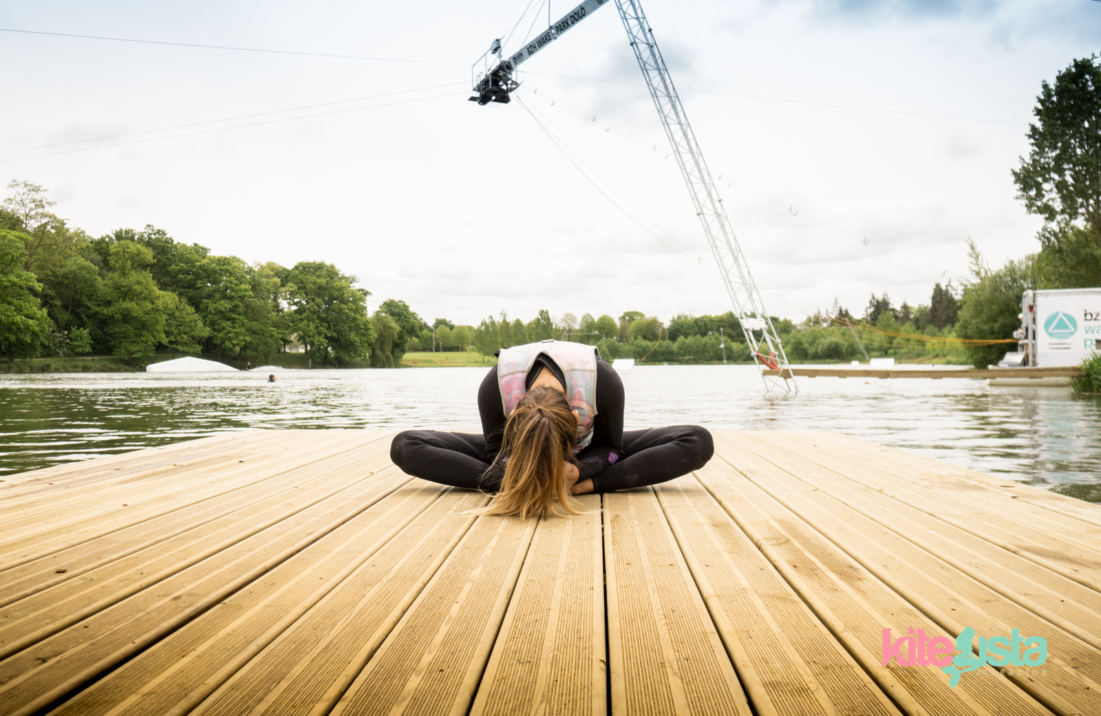 How to Stretch for wakeboarding - Paula Rosales