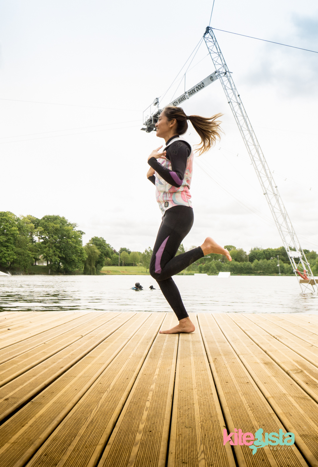 How to Stretch for wakeboarding - Paula Rosales